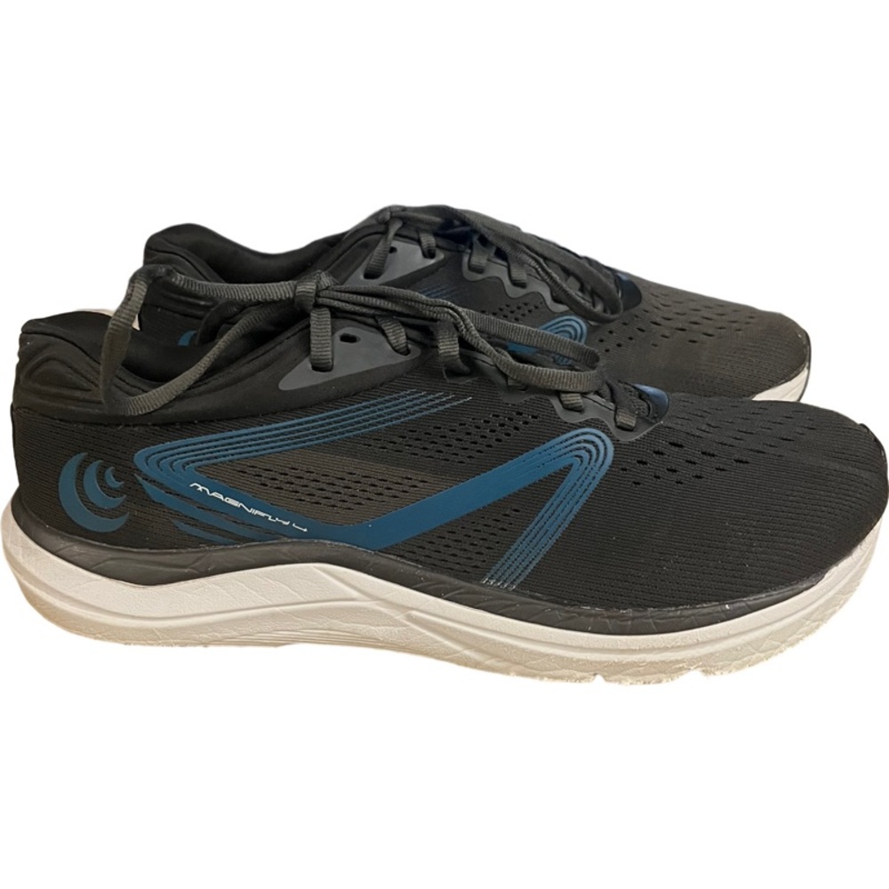 Topo Athletic Mens Magnifly 4 Running Shoes